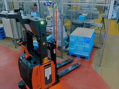 Anwendungsbeispiel 3 Global AGV L12