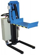 Minilifter mit Neigeplattform